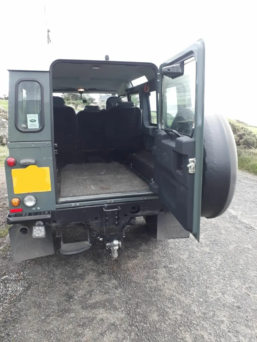 Land Rover Defender 2014 - Image 3