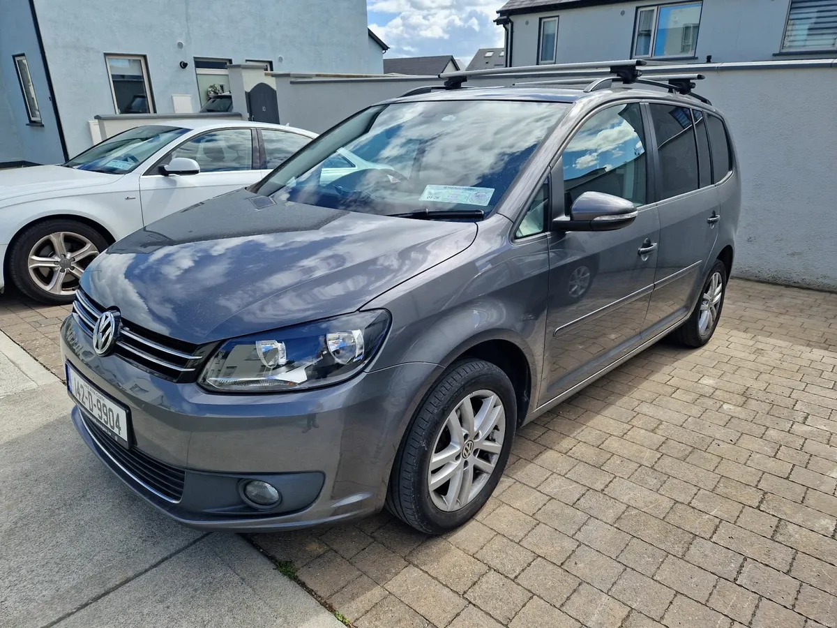 Volkswagen Touran 2014 - Image 1