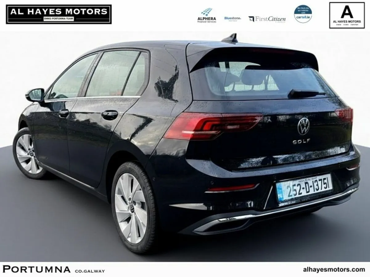 Volkswagen Golf STYLE 2.0 TDI 116HP - Image 3