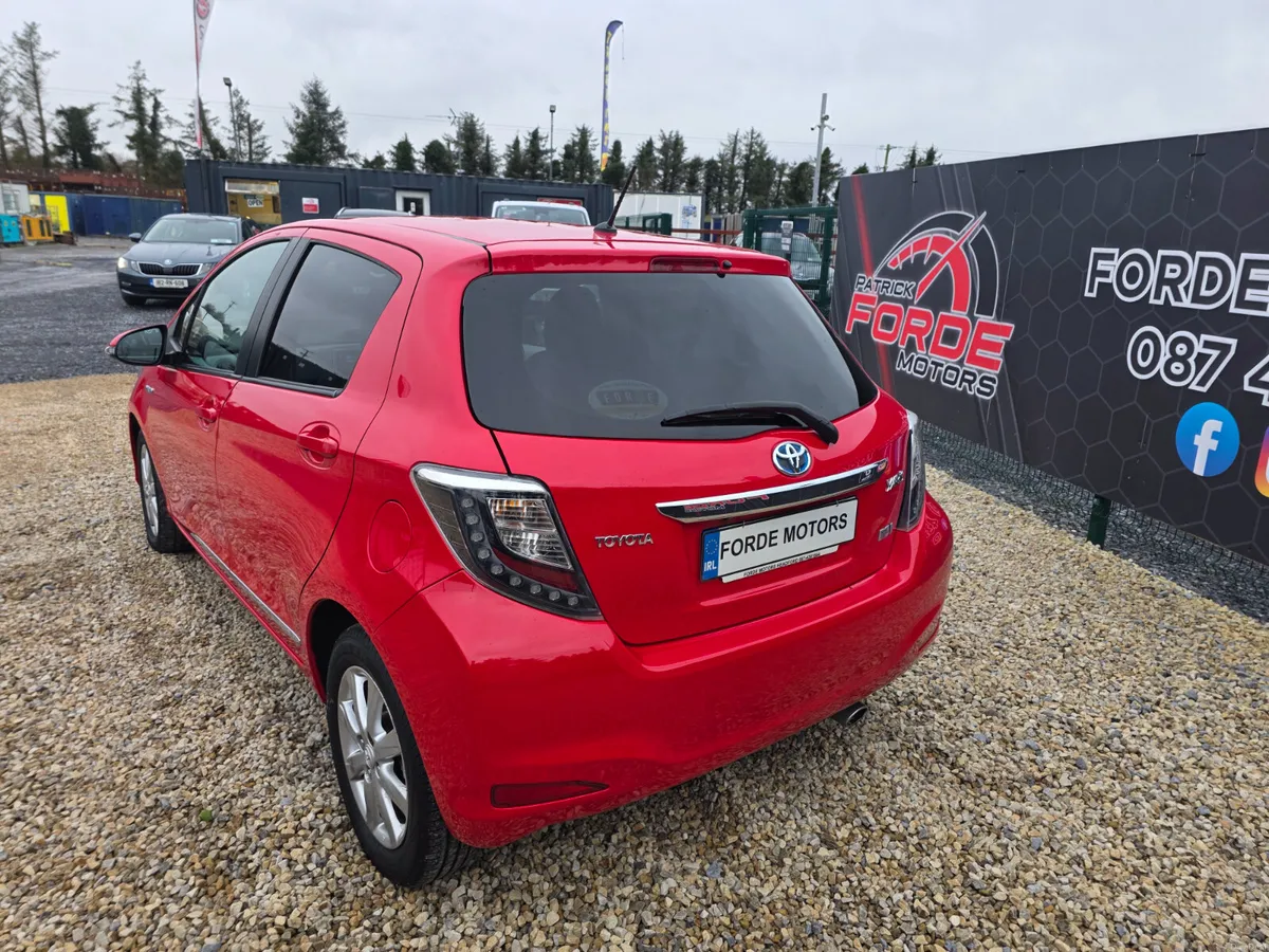 Toyota Yaris Automatic 2014 - Image 3