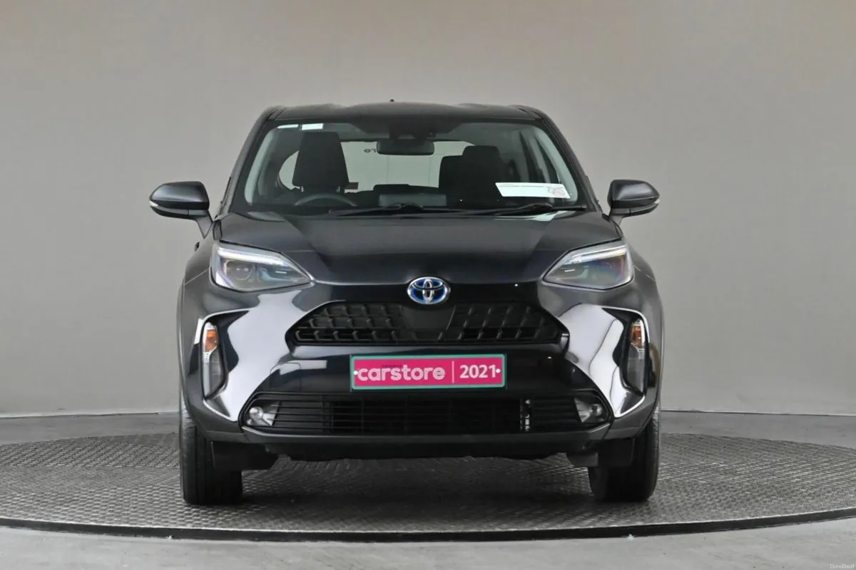 Toyota Yaris Cross **IRISH CAR** 1.5 HYBRID CVT LU - Image 2