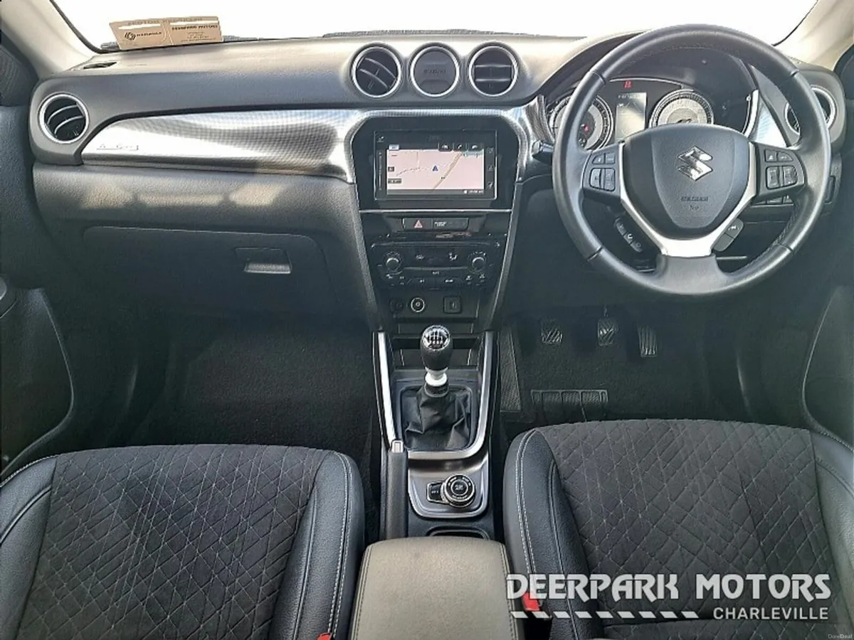 Suzuki Vitara 1.4 Hybrid SZ5 MT - Image 2