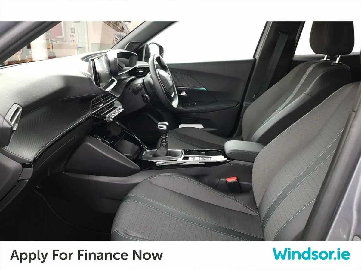 Peugeot 2008 1.2 Puretech 100bhp Allure - Image 4