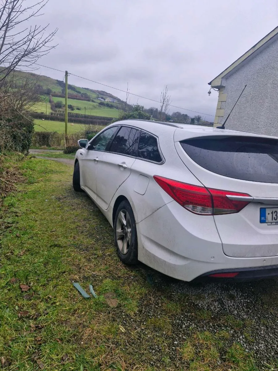 HYUNDAI i40 I CW (VF) 1.7 CRDi - Image 1