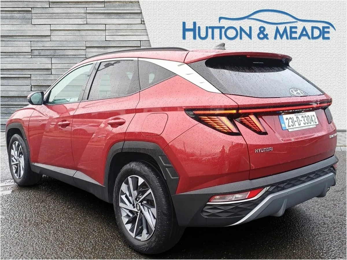 Hyundai Tucson Executive Plus 1.6 Diesel 5dr - Image 3