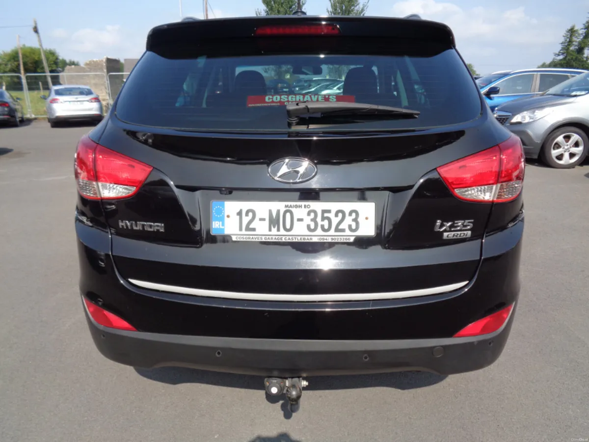 Hyundai ix35 1.7 Crdi Premium 2WD 5DR - Image 4