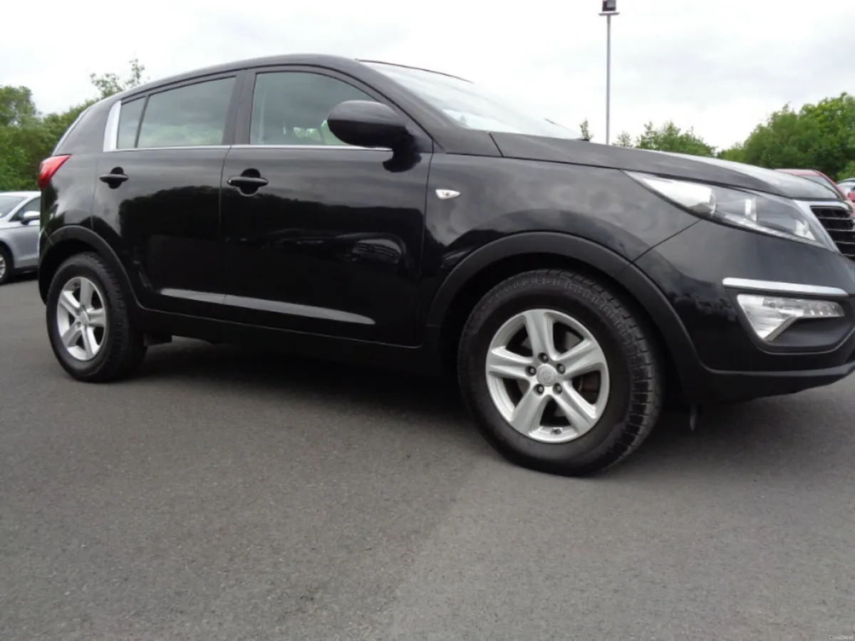 Kia Sportage Diesel Suv 5DR - Image 1
