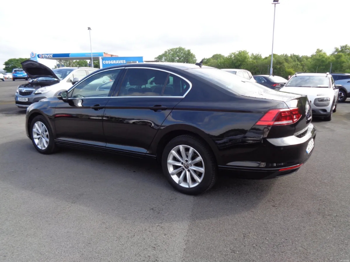 Volkswagen Passat Business 2.0tdi M6F 150 4DR - Image 3