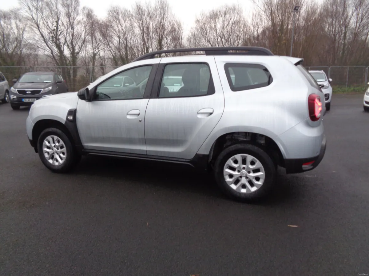 Dacia Duster Comfort 4X2 5DR - Image 3