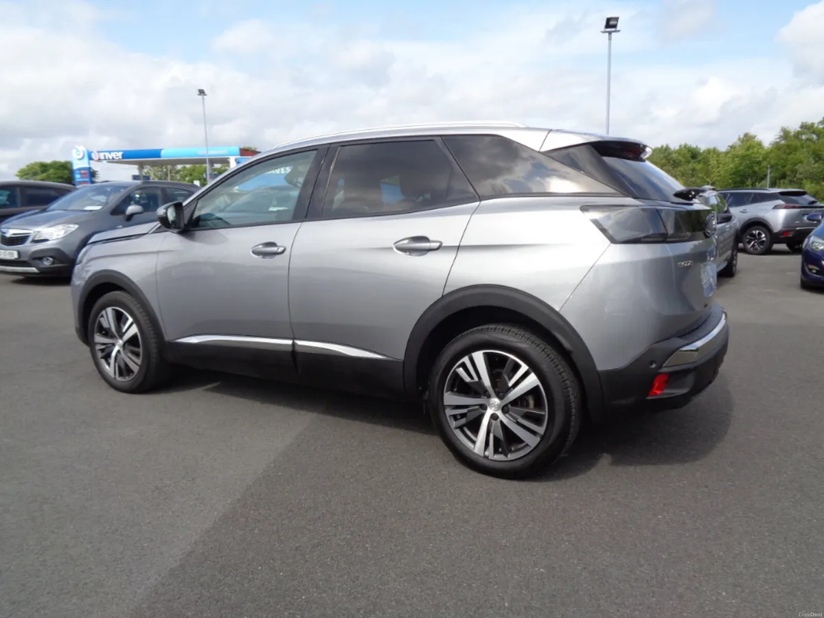Peugeot 3008 Allure 1.5 Blue HDI 130 bhp - Image 3