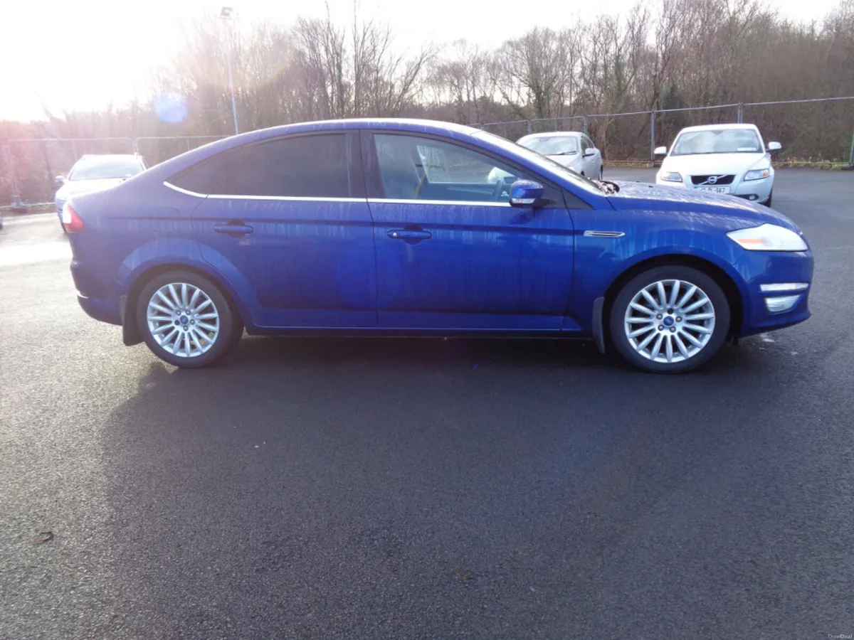 Ford Mondeo 2.0 TDCI Zetec ECO BUS EDN 140PS 5DR - Image 2