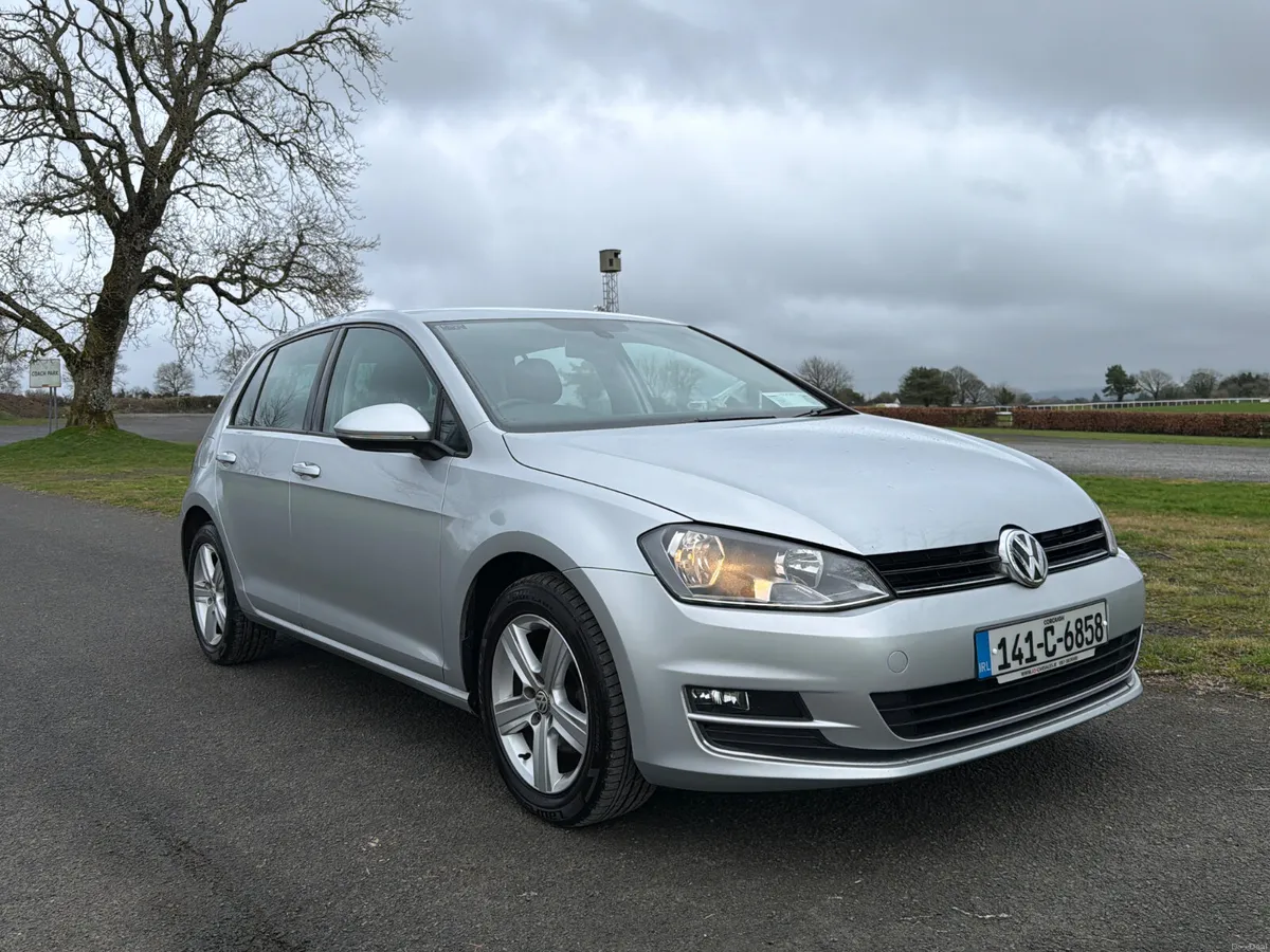 Volkswagen Golf 2014 High Line Low Mileage - Image 2