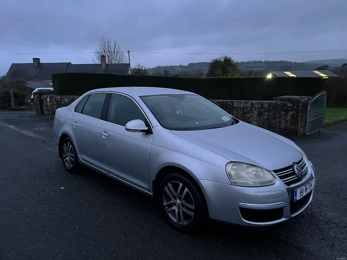 Volkswagen Jetta 2009 1.9 tdi - Image 1