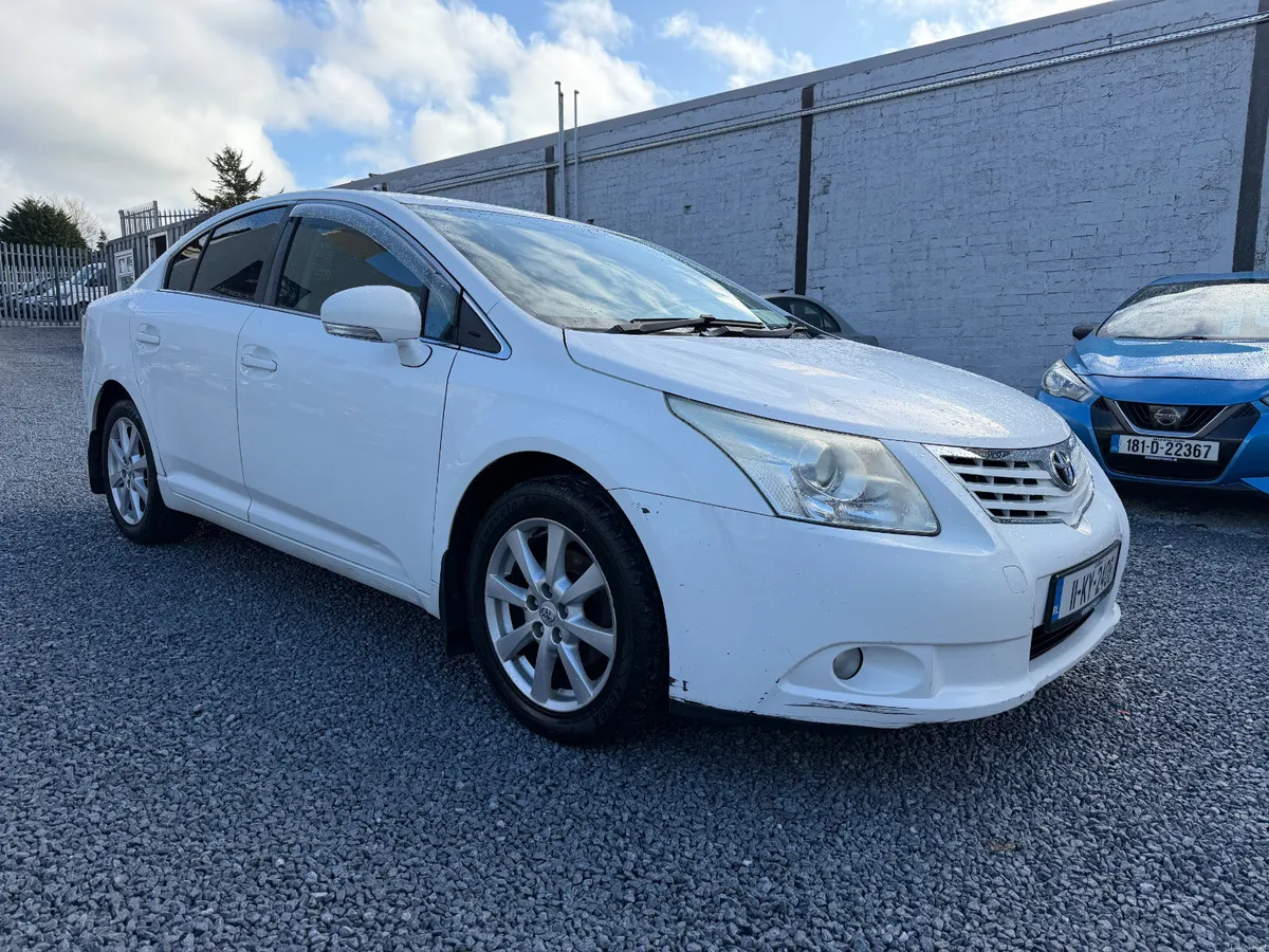 2011 Toyota Avensis 2.0 D-4D Strata - Image 1