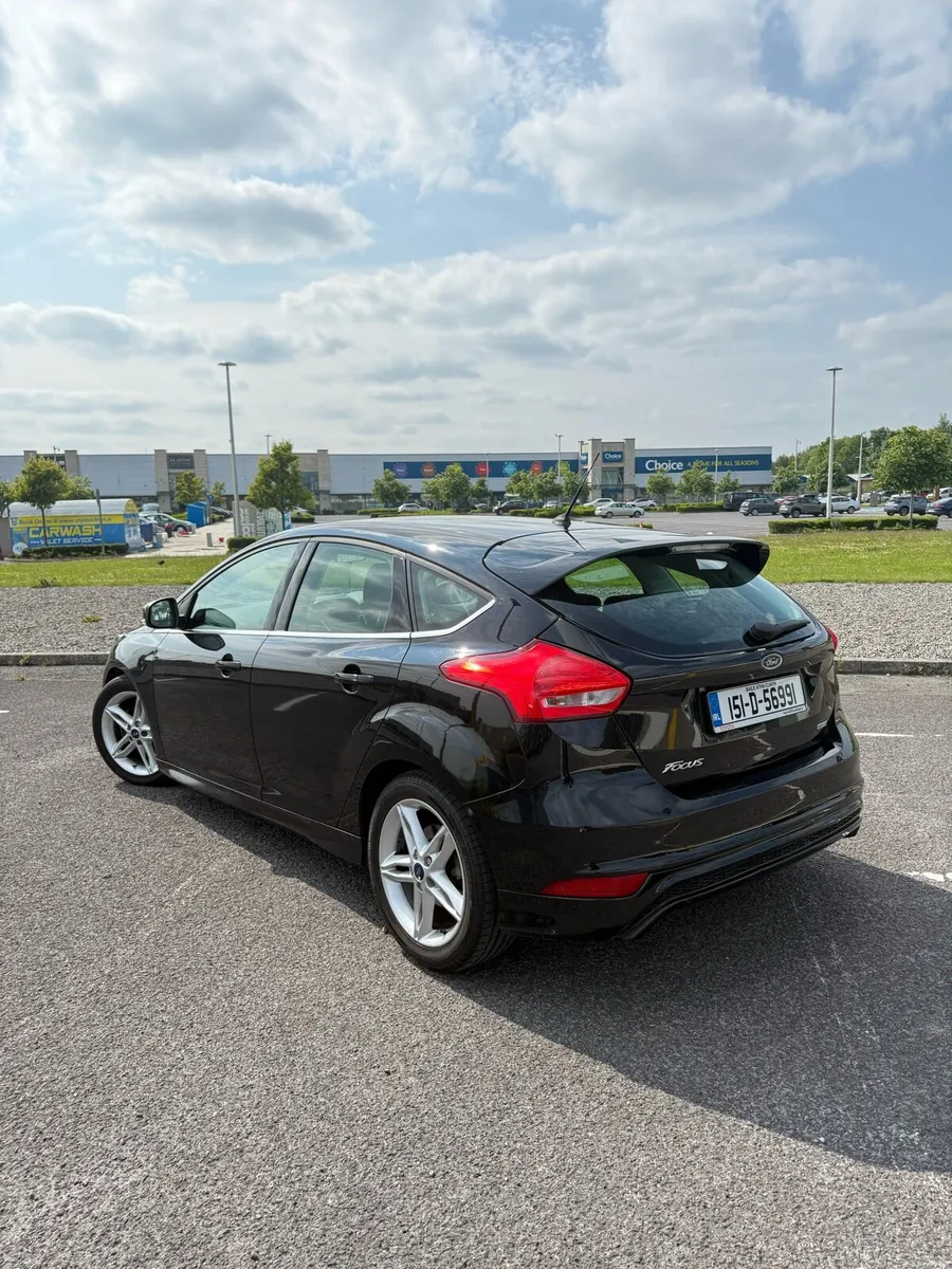 Ford Focus - Image 1