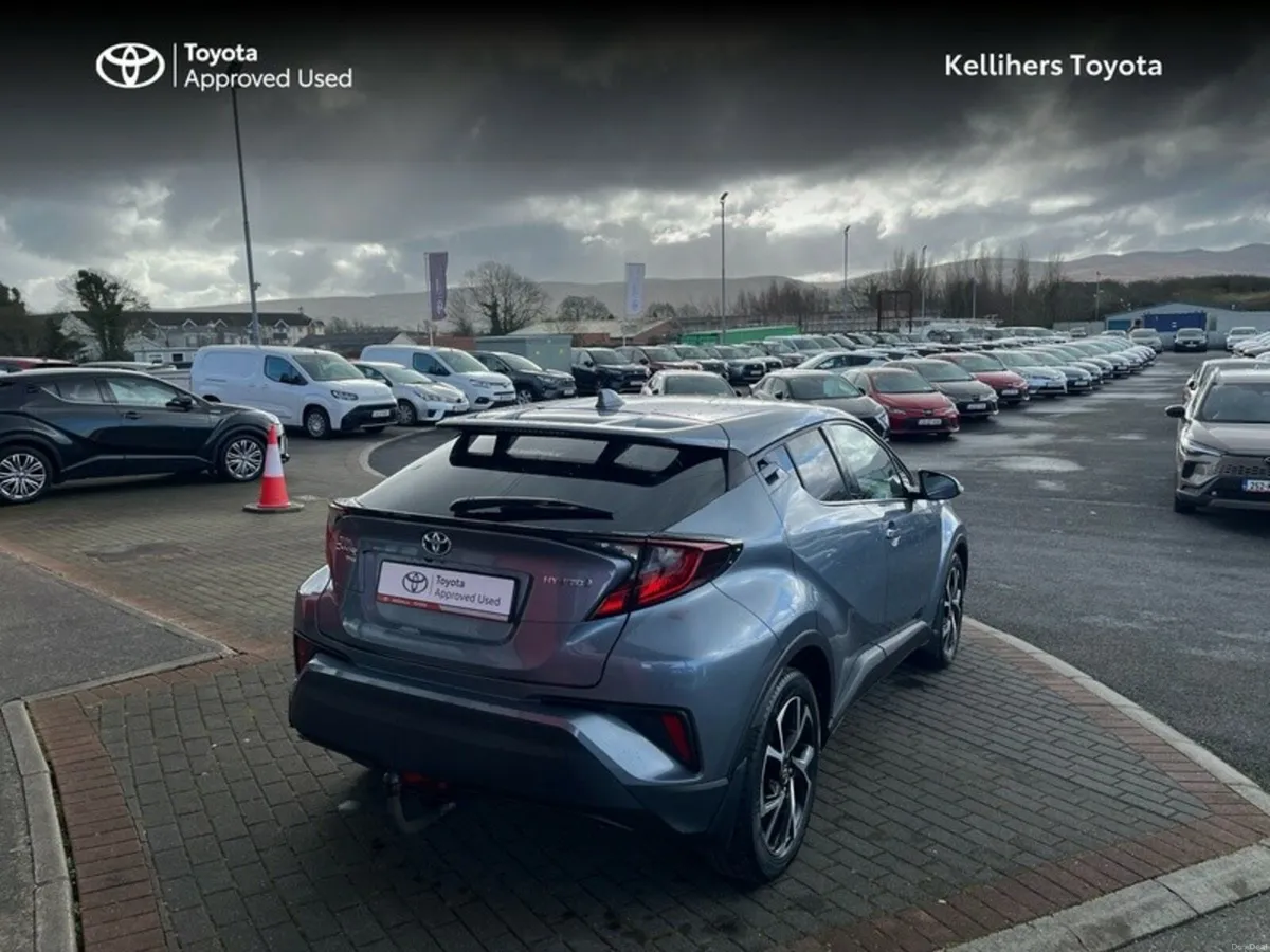 Toyota C-HR C-HR 1.8 HYBRID SPORT - Image 2
