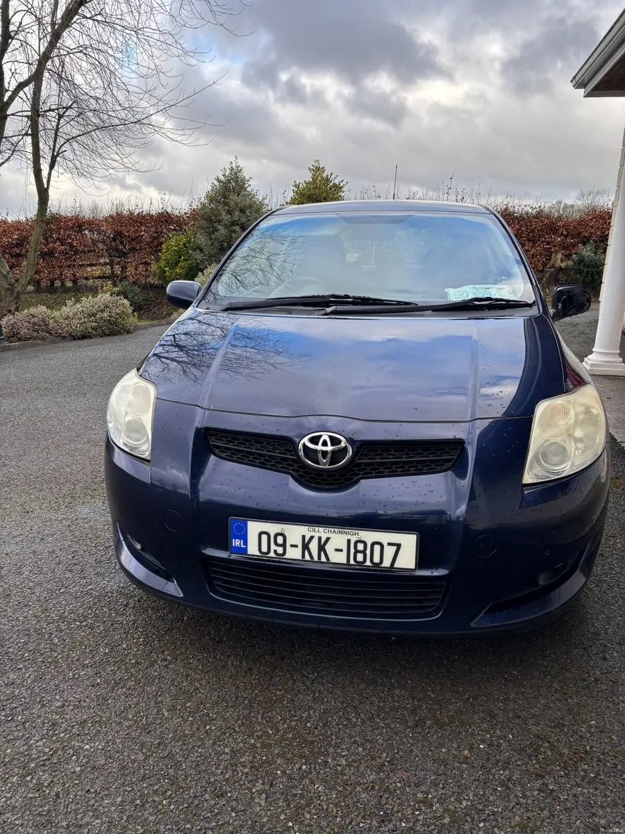 Toyota Auris 2009 - Image 1