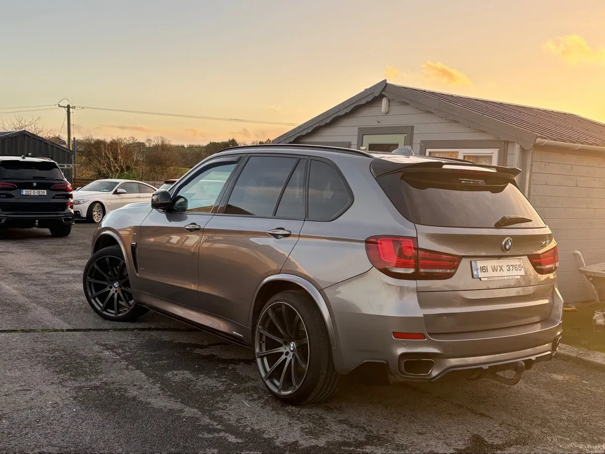 BMW X5 2016 - Image 2