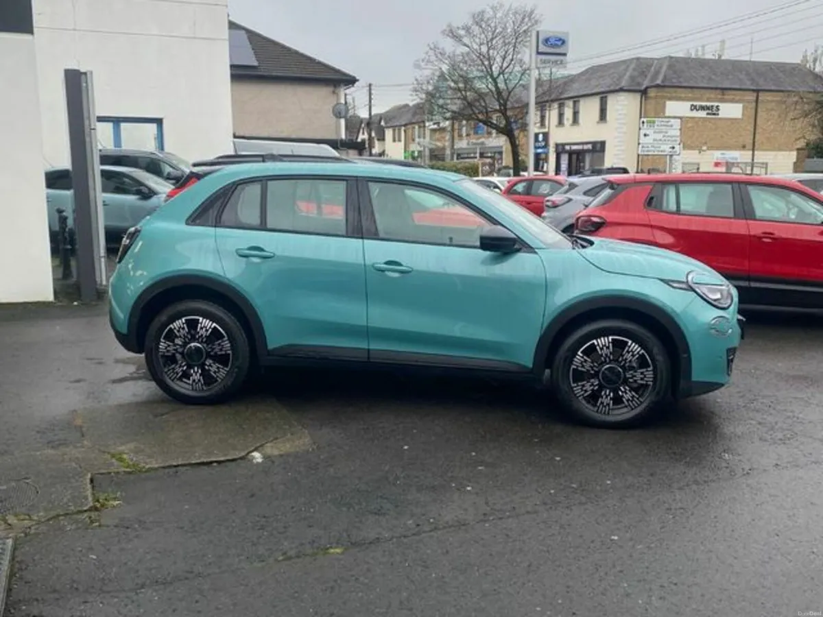 Fiat 600 Dolcevita 1 2 Hybrid Edct - Image 4