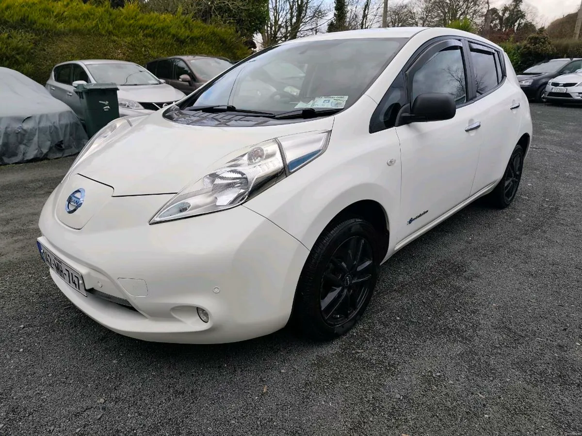 66k miles Automatic  142 Nissan Leaf XE NCT 09/26 - Image 3