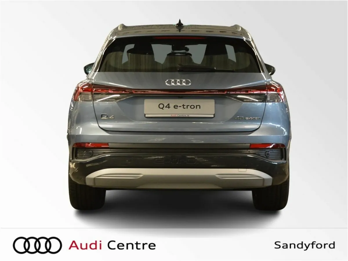 Audi Q4 e-tron E-TRON 45 SPORT - Image 4