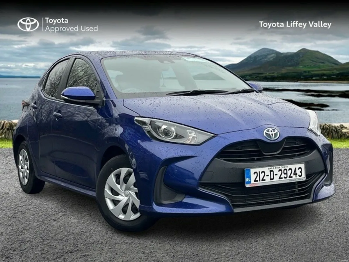 Toyota Yaris YARIS 1.5 HYBRID - Image 1