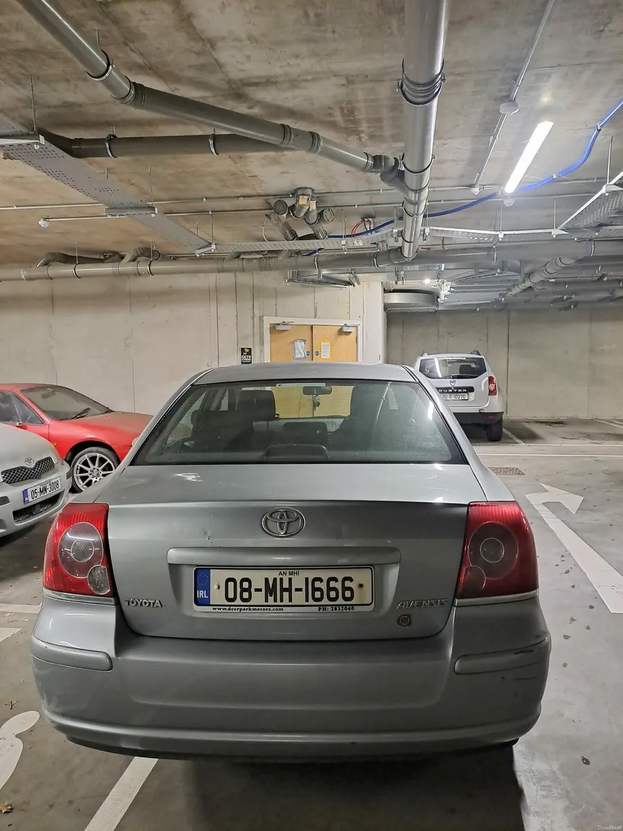 Toyota Avensis - Image 4