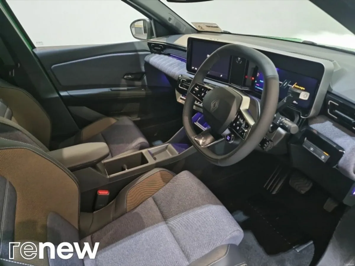 Renault 5 E-Tech Techno 52kWh 150hp - Image 6