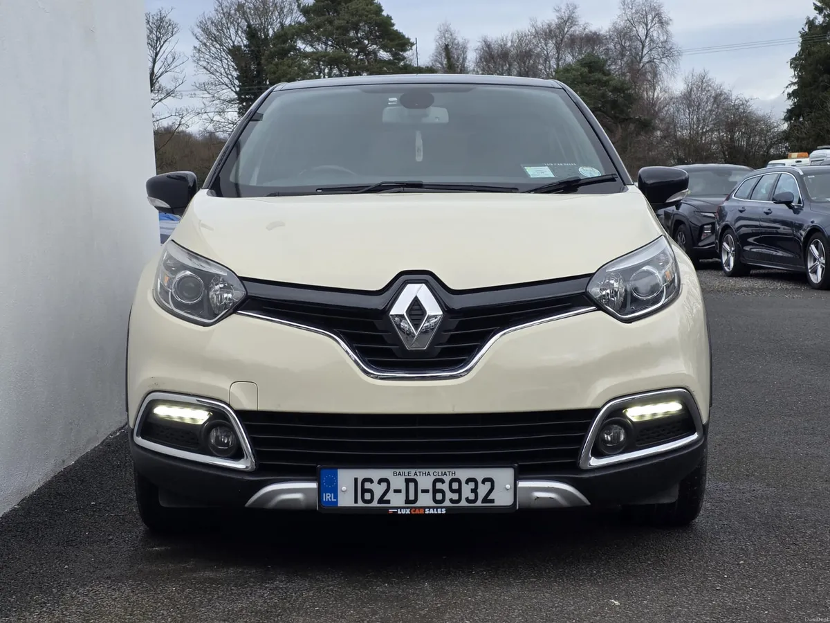 Renault Captur Automatic Signature Model - Image 3