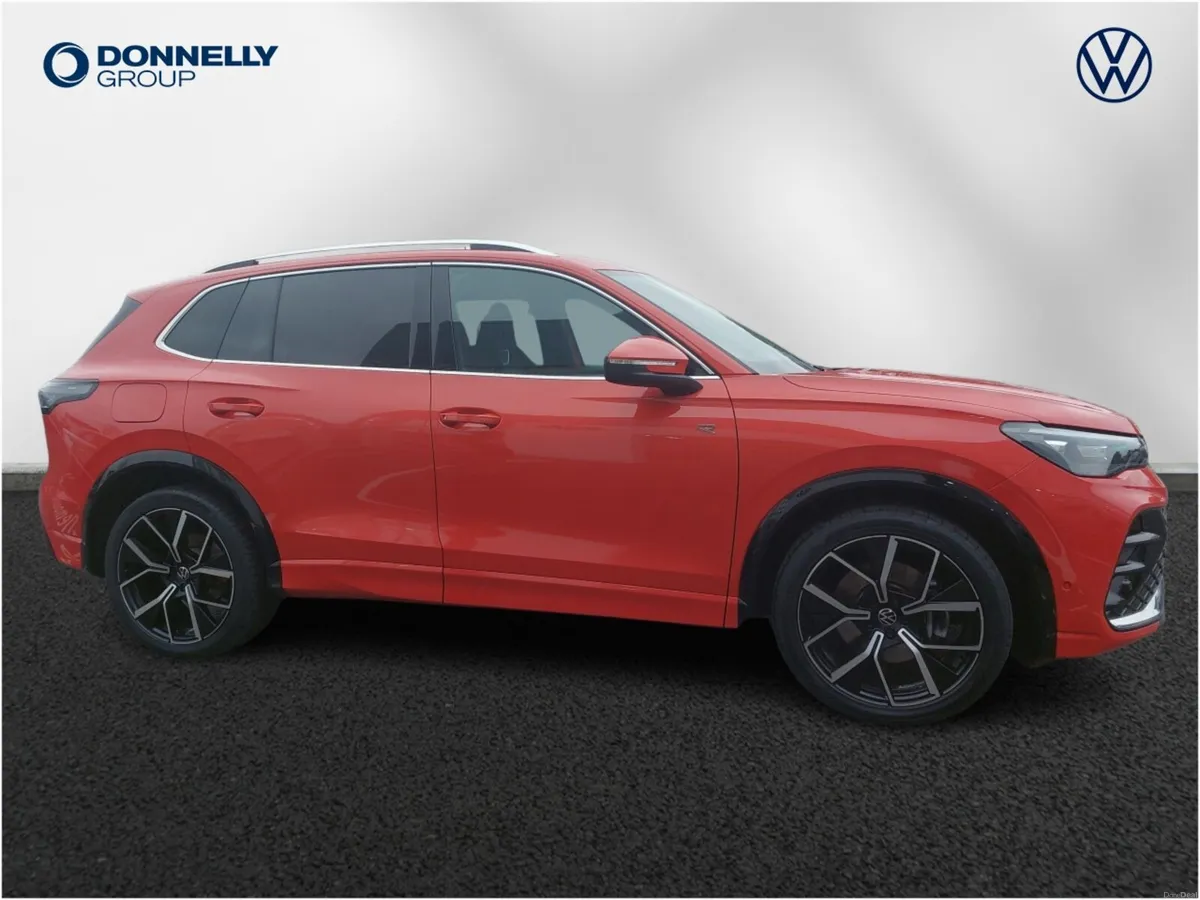 Volkswagen Tiguan Diesel Estate R-Line - Image 4