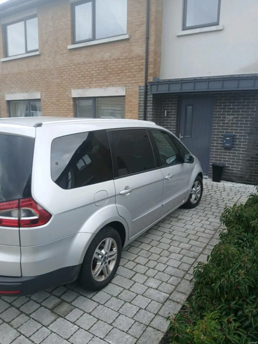 STUNNING FORD GALAXY - Image 3