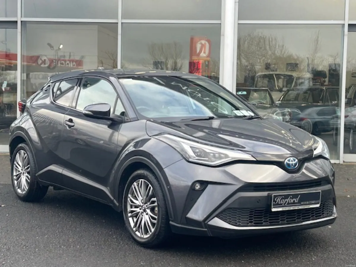 Toyota C-HR 1.8 HYBRID SOL AUTO - Image 3