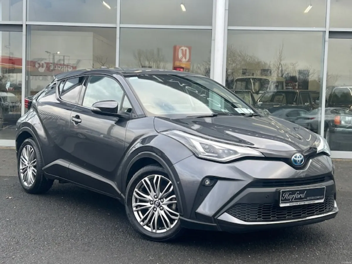 Toyota C-HR 1.8 HYBRID SOL AUTO - Image 1