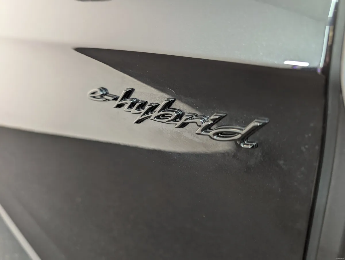 Porsche Panamera 2025 E HYBRID PHEV - Image 6
