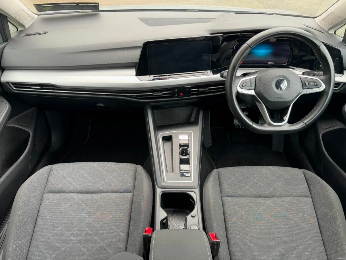 Volkswagen Golf 1.0 PETROL  AUTO 12 MONTH WARRANTY - Image 2