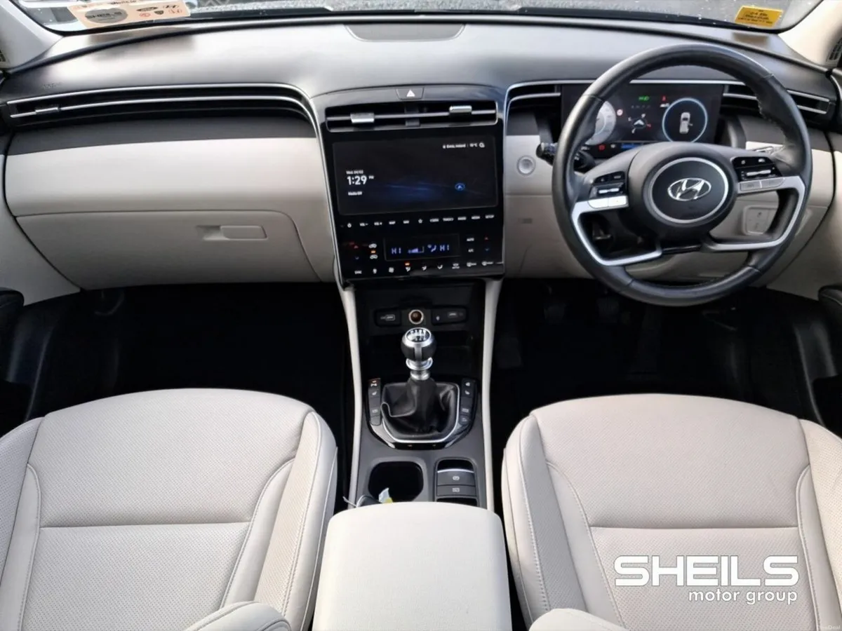 Hyundai Tucson 2WD Executive Plus - Image 3