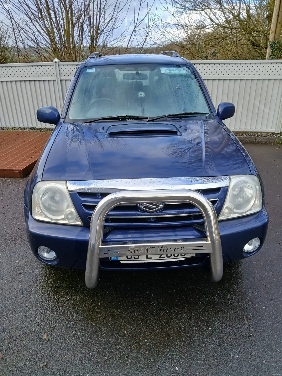 Suzuki Grand Vitara 2005 - Image 2