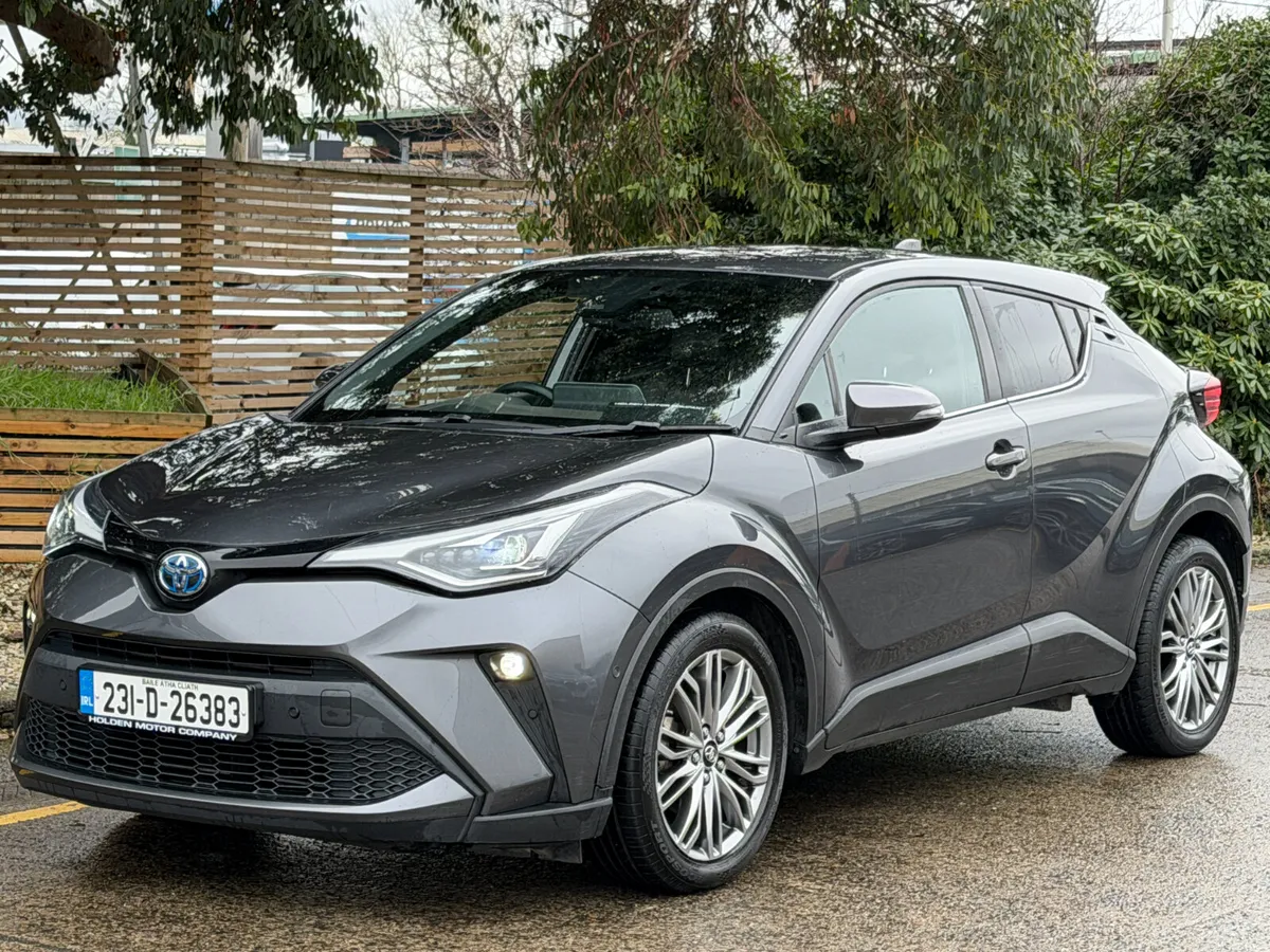 Toyota C-HR 2023..Keyless Entry..Apple CarPlay - Image 1