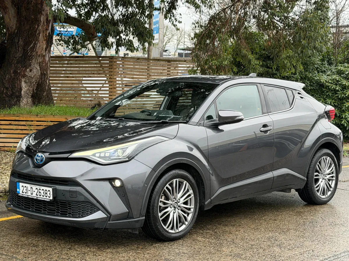 Toyota C-HR 2023..Keyless Entry..Apple CarPlay - Image 2