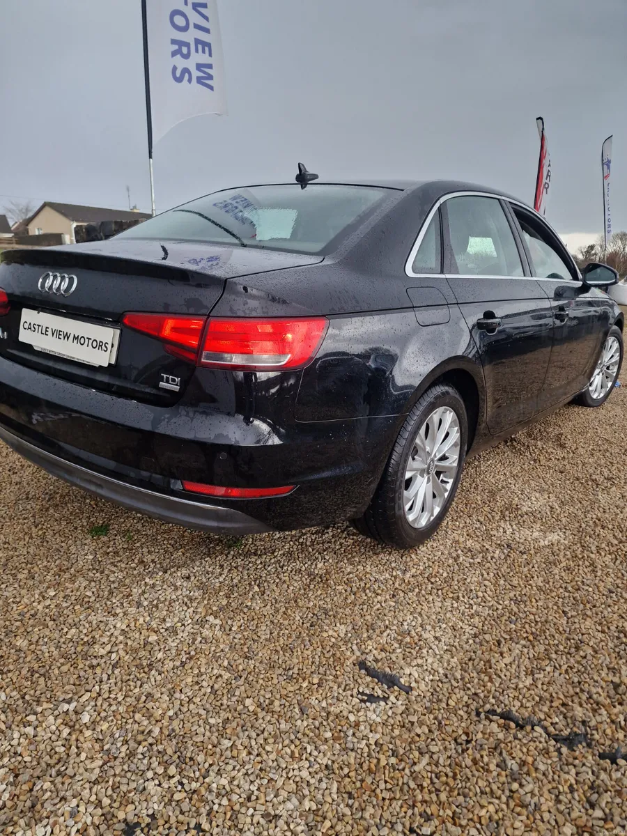 16 Audi A4 Auto  S -Tronic Attriction Ultra - Image 3