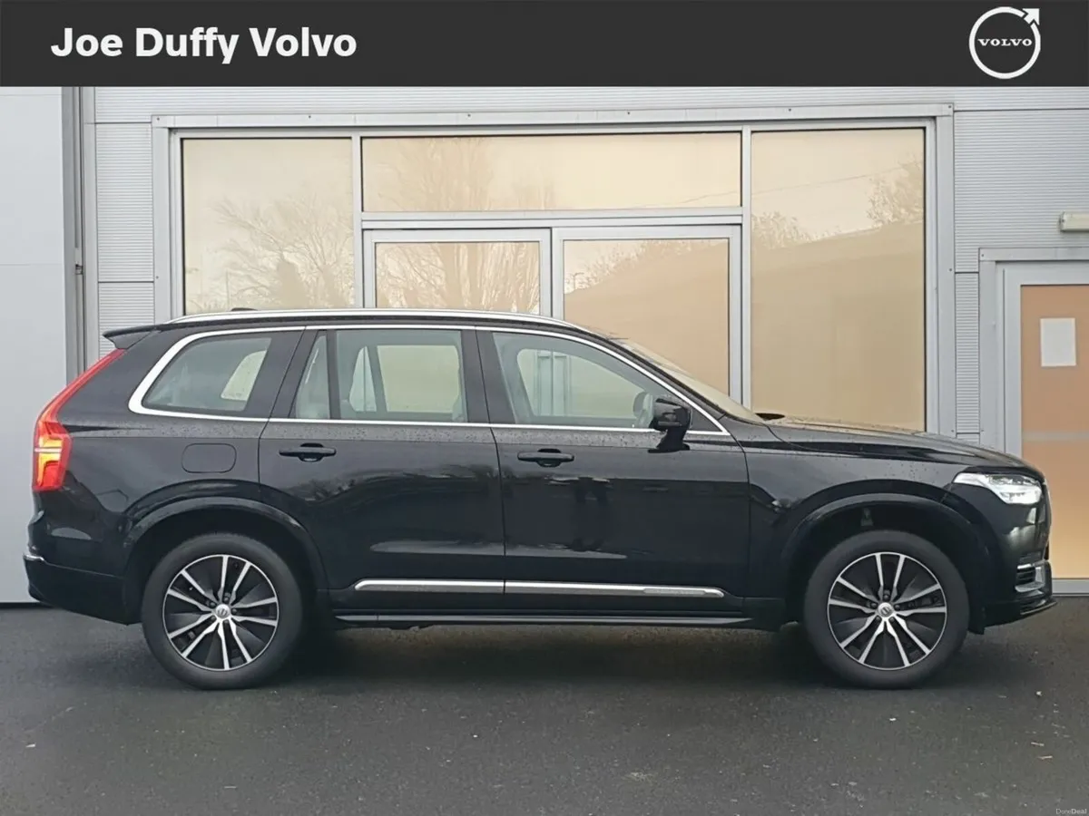 Volvo XC90 T8 PHEV 455hp Core (Bright Theme) - Image 3