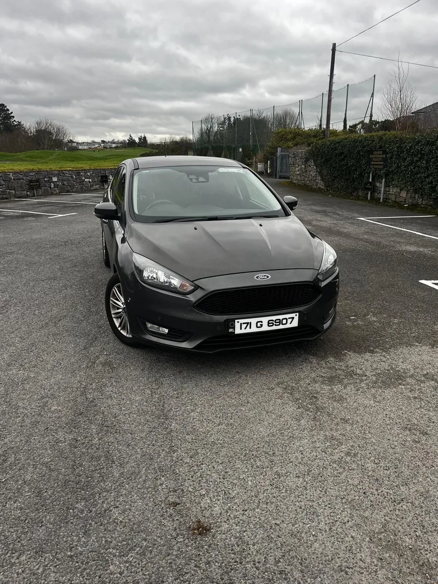 Ford focus fantastic starter car 1.5 - Image 1