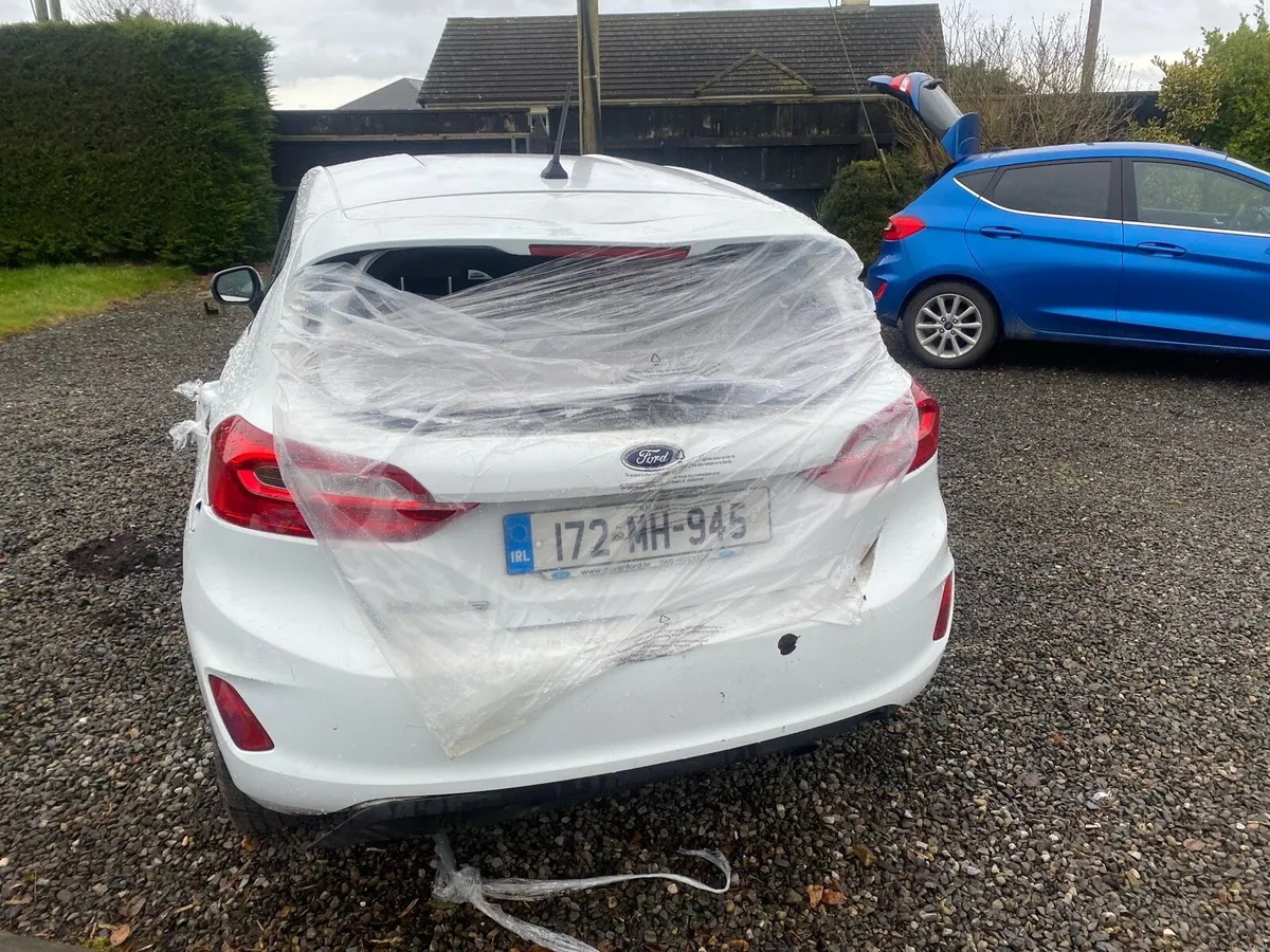 Ford Fiesta 172- crashed - Image 4