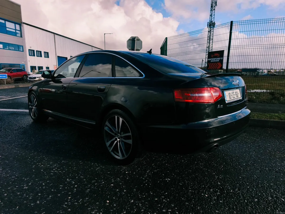 Audi A6 2010 - Image 2