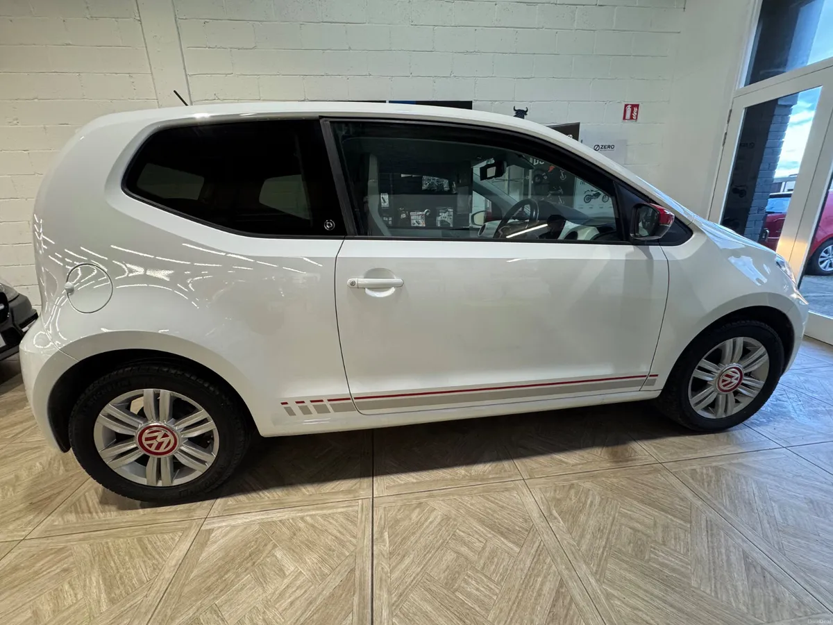 2017 VW Up! Beats Edition 1.0 Automatic - Image 2