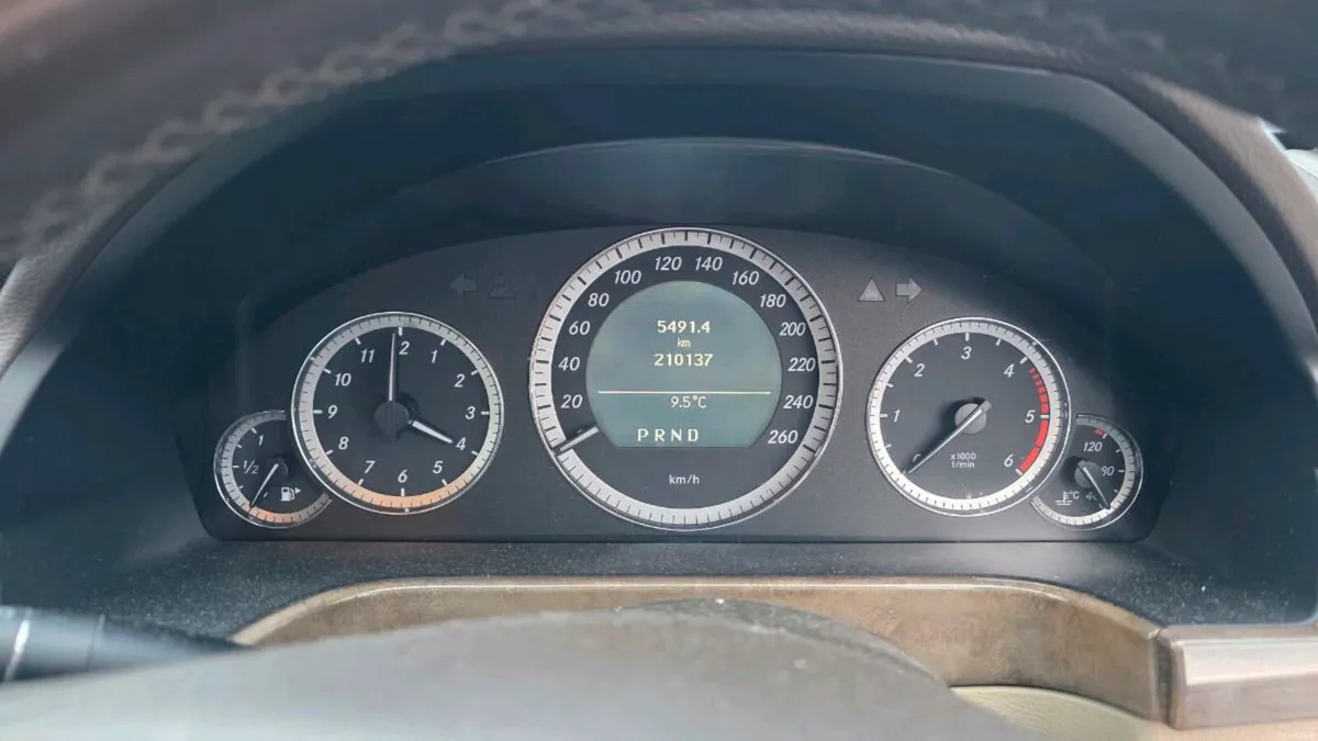 Mercedes E200 - Image 1