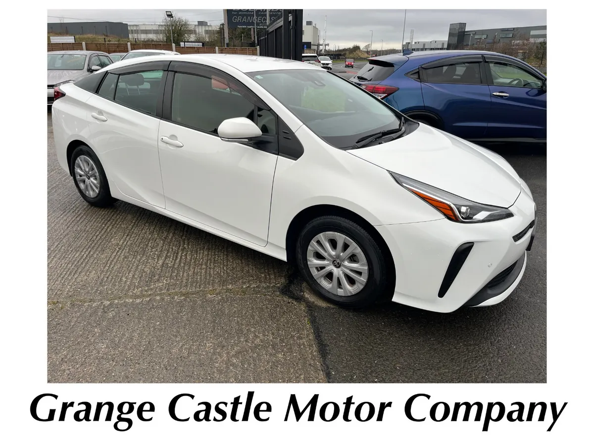 TOYOTA PRIUS 2020, 1.8 HYBRID AUTO LOW KMS - Image 1
