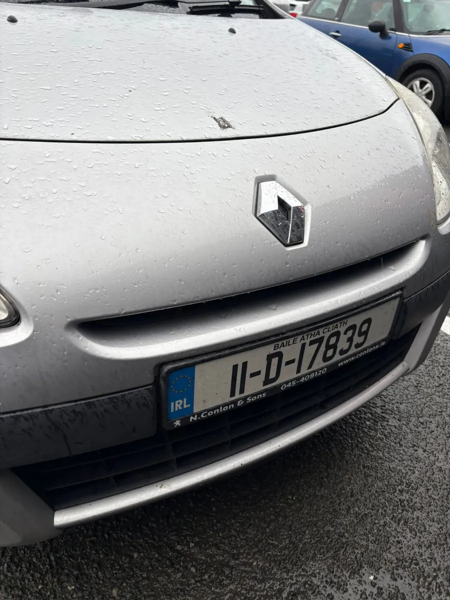 Lovely Renault Clio 2011 TAXED & TESTED - Image 3