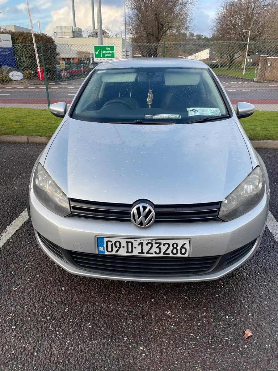 Volkswagen Golf 2009 - Image 1