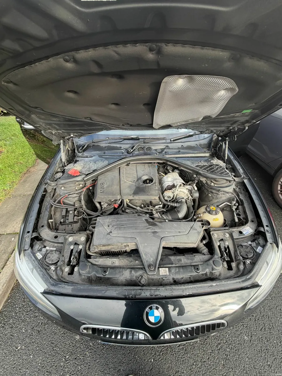 BMW 1 SERIES 2012 AUTOMATIC PETROL 96K Miles - Image 4